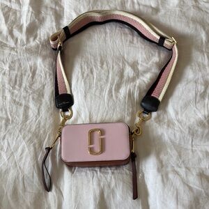 Marc Jacobs Cream and Pink Crossbody Bag with Modern Design